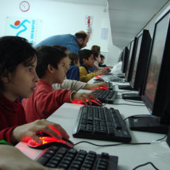The Advantages of Electronic Learning for Kids!
