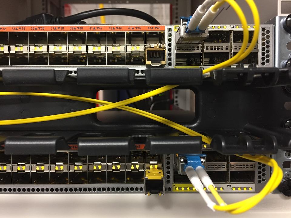 Difference Between Hub and Switch. Network Devices, Switch, Hub, Server, Router, Ethernet Connection, Technology.