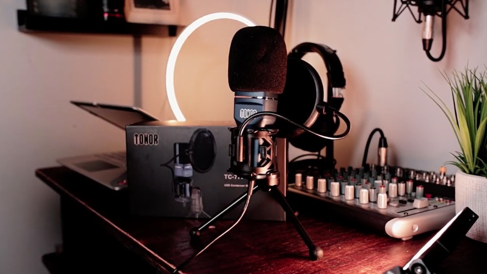 TONOR TC-777 USB Microphone.