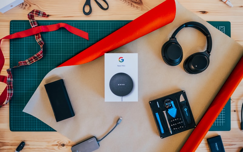 Google Nest Mini Voice Assistant Speaker.