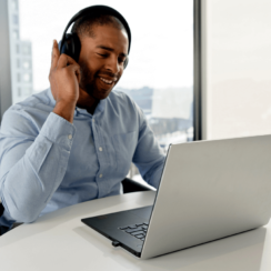 6 Considerations When Looking For an Office Headset