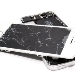 Should You Pay for Phone Repair or a New Phone?