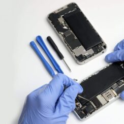 Benefits of Hiring a Professional to Fix Your iPhone
