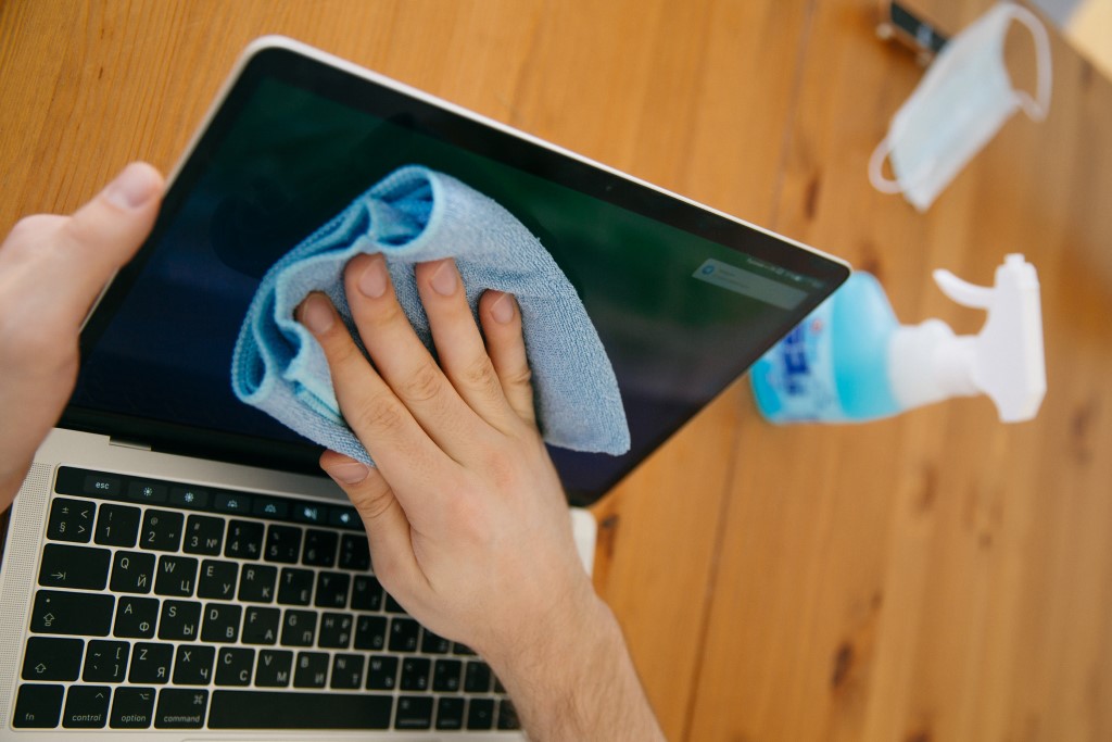 Tips for Cleaning Your Monitor